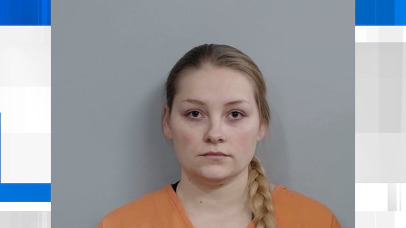 Laken Snelling, 22