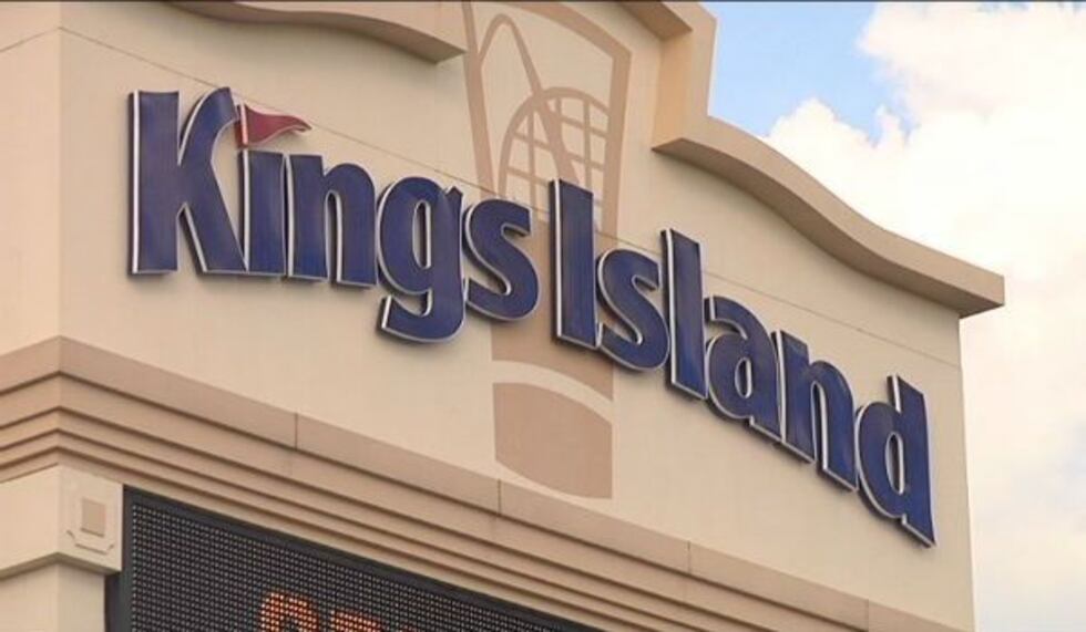 Kings Island policy sparks controversy with some parents