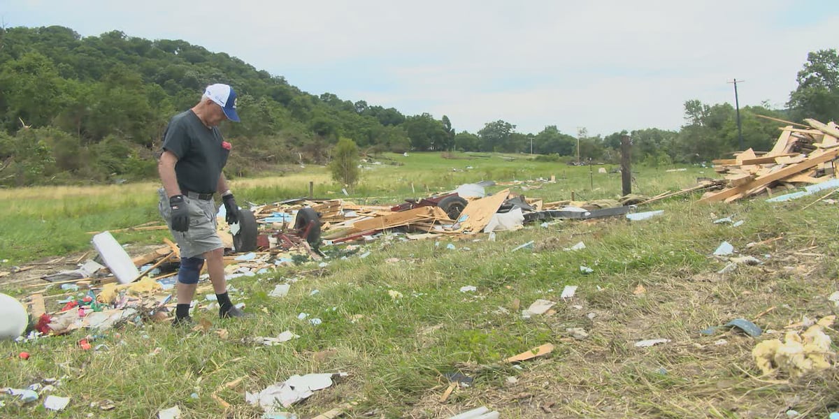 Aurora residents rebuild after tornado damage, supported by neighbors