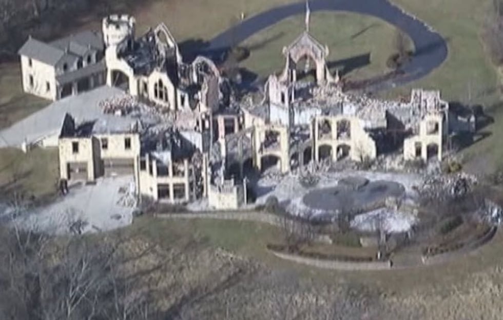 Fire Bg Indian Hill mansion fire: $60 million lawsuit settled weeks before trial