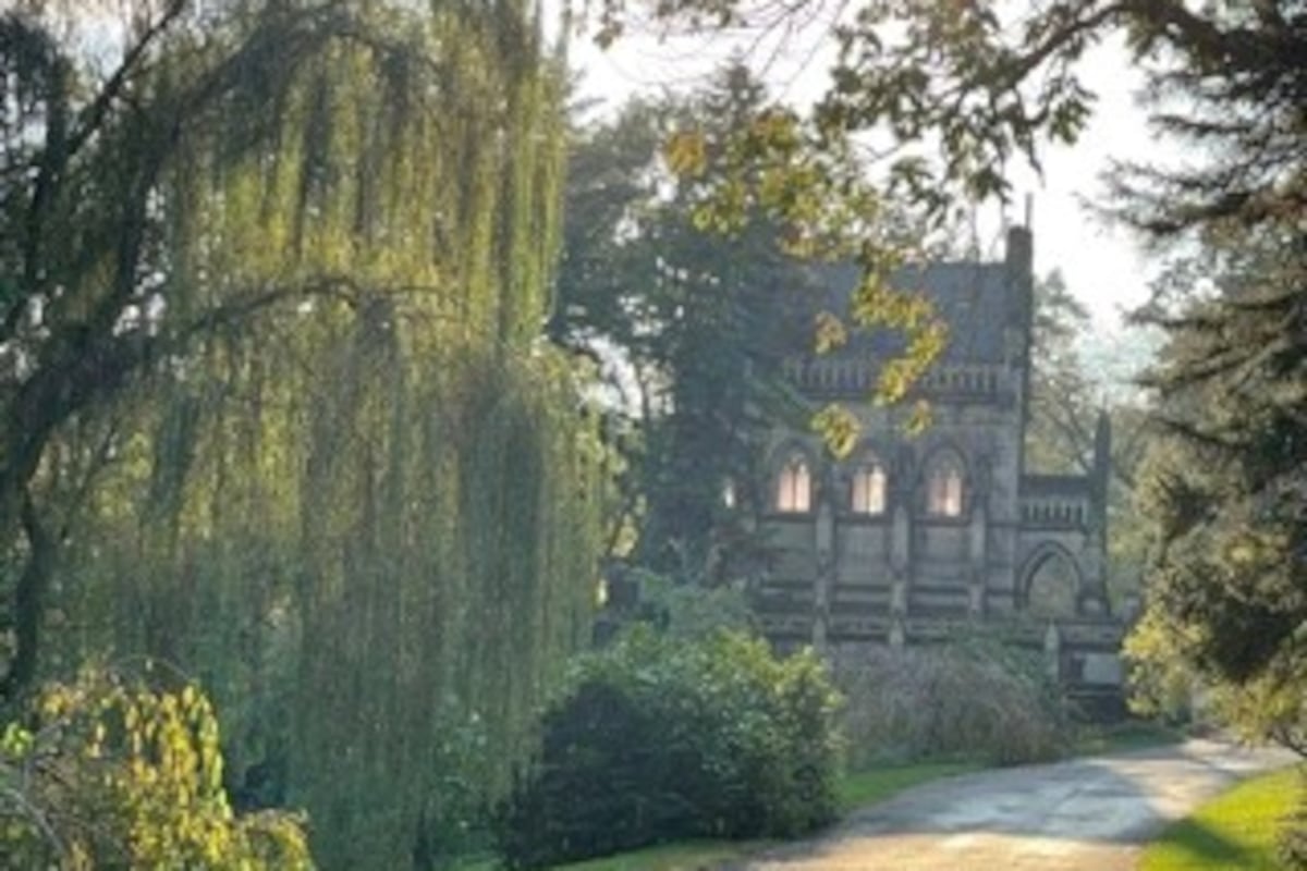 Spring Grove Historic Spring Grove Cemetery: Touring a National Historic Landmark