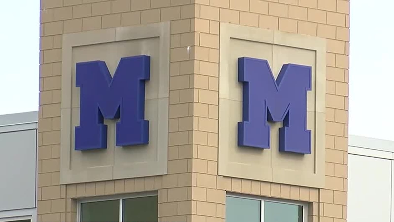 Mariemont schools briefly put on lockdown during search for armed suspect Mariemont schools briefly put on lockdown during search for armed suspect