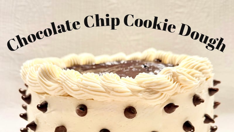 Award-winning baker Karri Perry makes her delicious chocolate chip cookie dough cake.