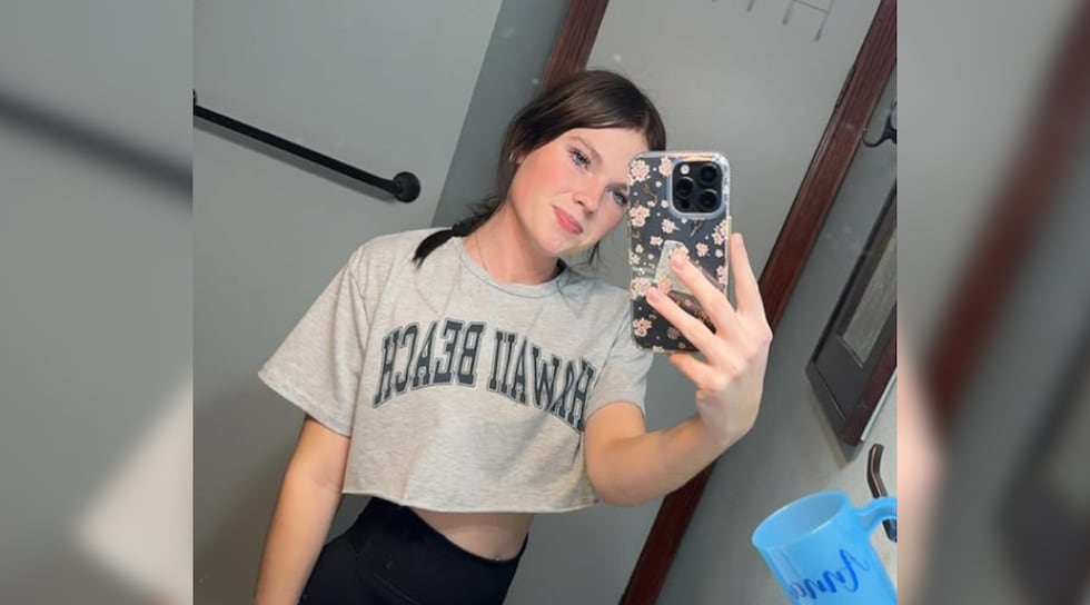 آنا کپنر، ۱۸ ساله، در کشتی کروز کارنیوال هورایزن بهمرگ کشف شد.